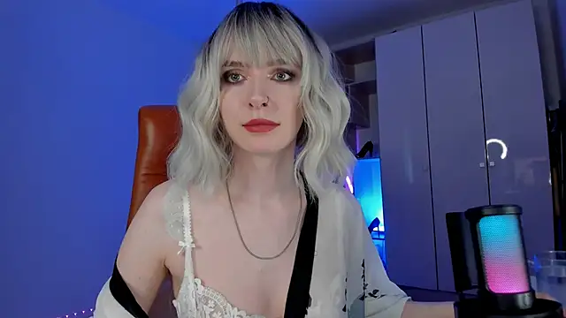 Mistress_Iris' Webcam Show
