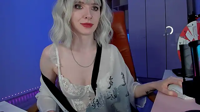 Mistress_Iris' Webcam Show