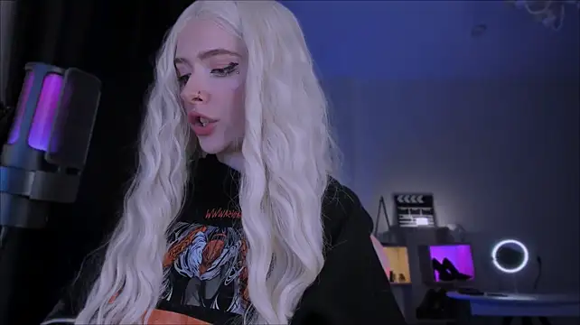 Mistress_Iris XXX чат на живо