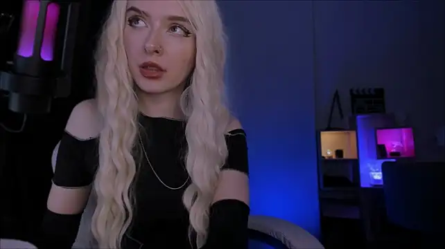 Mistress_Iris' Webcam Show