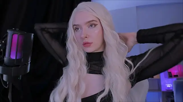 Mistress_Iris' Webcam Show