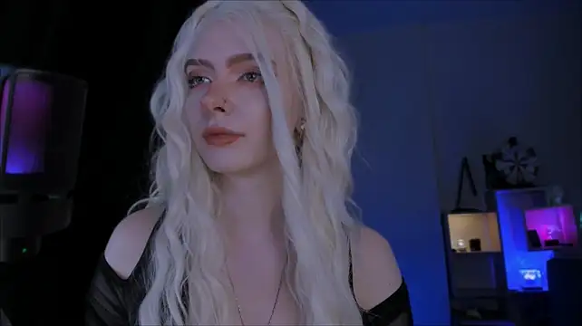 Mistress_Iris Show in webcam