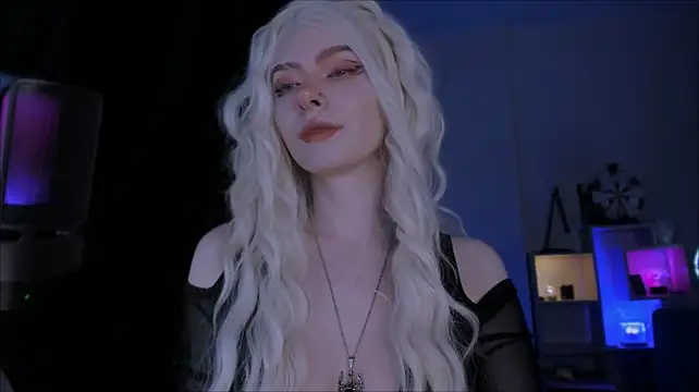 Mistress_Iris Adlı Modelin Web Kamerası Şovu
