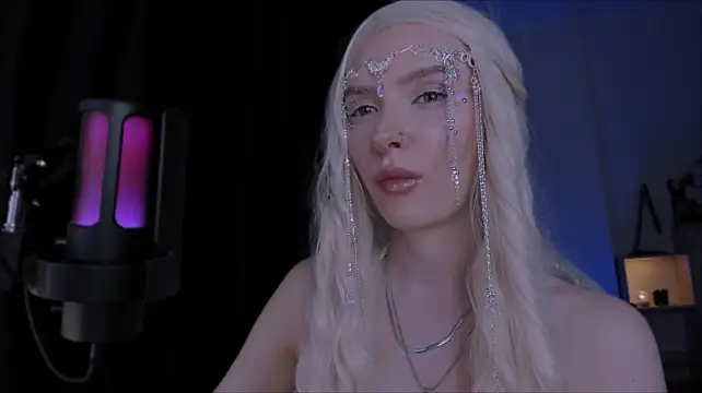 Show modela Mistress_Iris na web-kameri