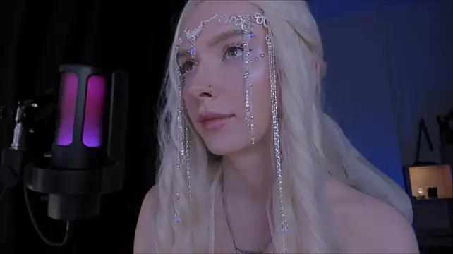 Mistress_Iris' Webcam Show