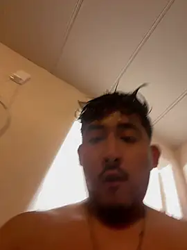 Tcryah webkamerás műsora