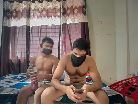 Ragnorok01 Show in webcam