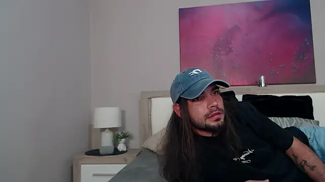 KaneHunter Show in webcam