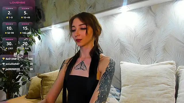 Ellen_Hops' Live XXX Chat
