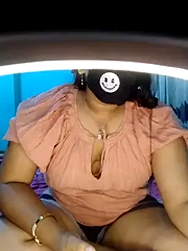 priya2098 网络视讯表演