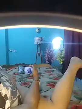 priya2098's Webcam Show