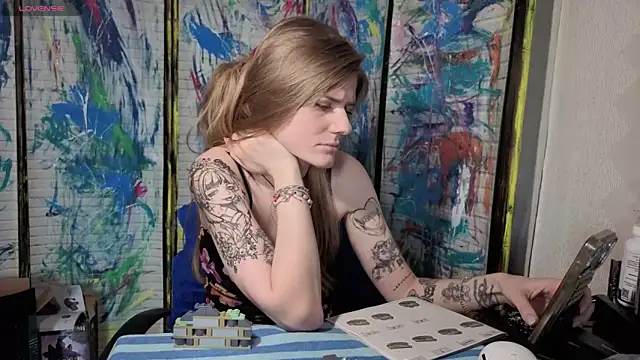 Adell_Love – Kamerová šou