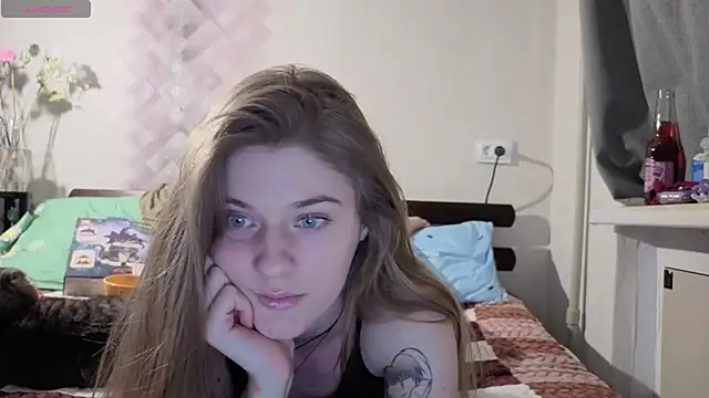 Вебкам-шоу Adell_Love