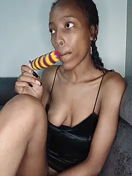 MsParisSmith's Webcam Show