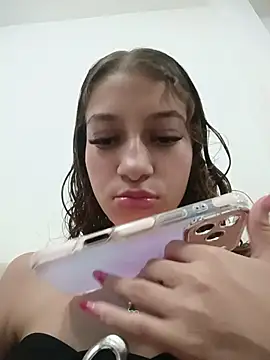 Vanneskk Adlı Modelin Canlı XXX Sohbeti