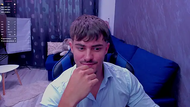greekgod199 Show in webcam