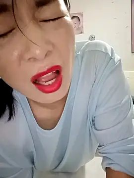 mimi2052's Webcam Show