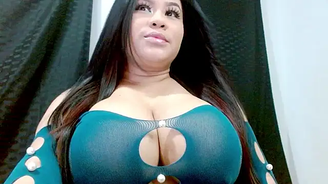 X-Shanell live XXX chat