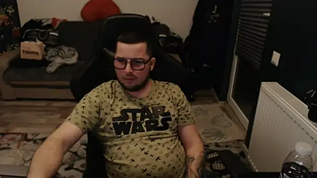 kevinnlovelly: διαδικτυακό σόου στην κάμερα