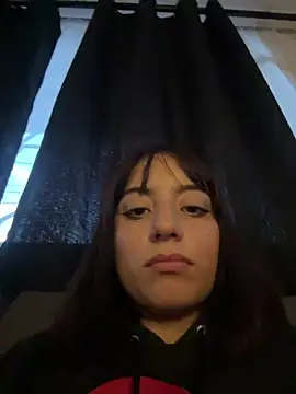 צ'אט XXX בשידור חי של Mia_fiire