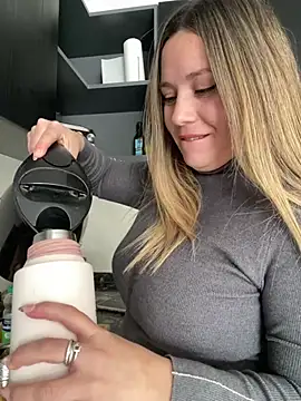 Nasss7 Show in webcam