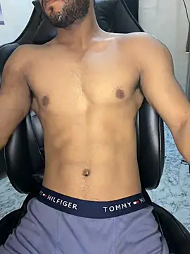 Fitboy07 网络视讯表演