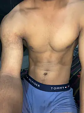 Fitboy07 Show in webcam