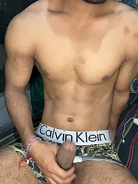 Fitboy07 Show in webcam
