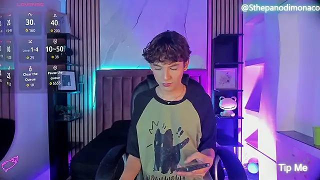SthepanodiMonaco Webcamshow