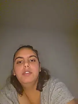 Jeunecoquinesexy's Webcam Show