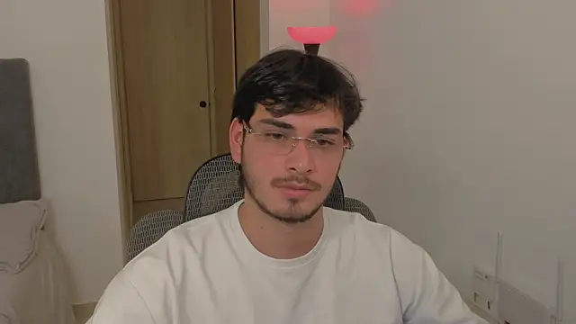 thiaann Webcam Show