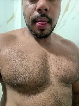 Omorenoo0's Webcam Show