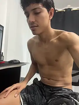 Diego_Navas1 Show in webcam