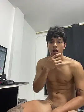 Show modela Diego_Navas1 na web-kameri