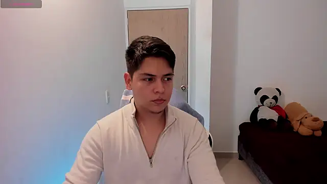 Asta_YunoXXX Adlı Modelin Web Kamerası Şovu