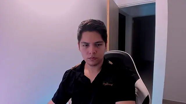 Asta_YunoXXX Шоу с уебкамера