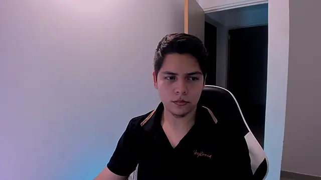 Asta_YunoXXX Show Webcam