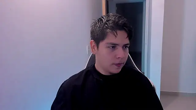 Asta_YunoXXX Show Webcam