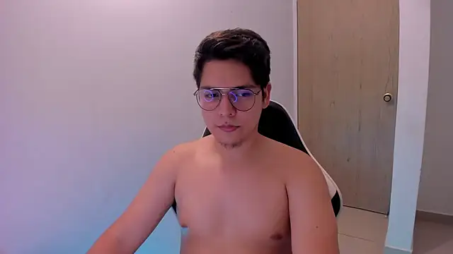 عرض كام Asta_YunoXXX