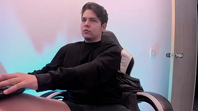 Asta_YunoXXXのウェブカメラショー