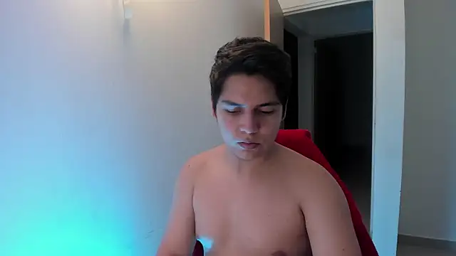 Pokazy przed kamerką – Asta_YunoXXX