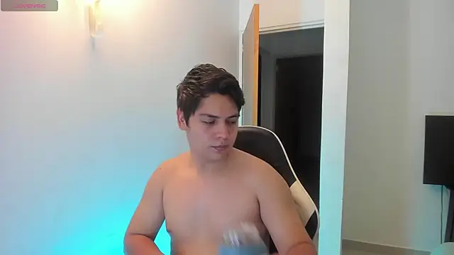 عرض كام Asta_YunoXXX