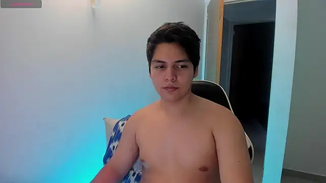 Pokazy przed kamerką – Asta_YunoXXX
