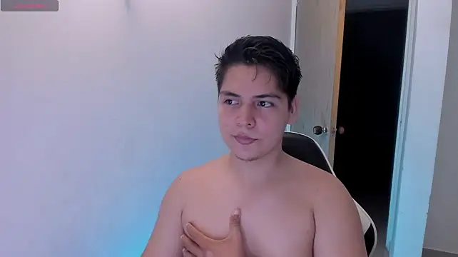Asta_YunoXXX – Kamerová šou