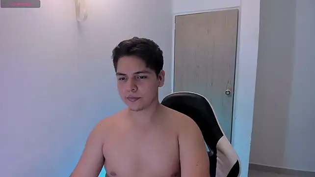 عرض كام Asta_YunoXXX