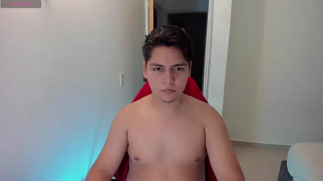 Show modela Asta_YunoXXX na web-kameri