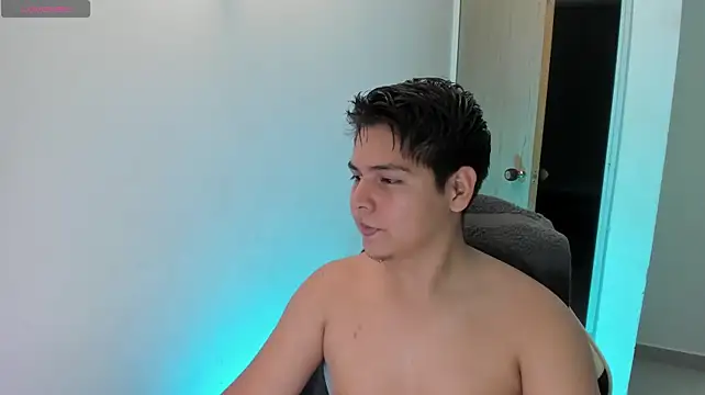 Asta_YunoXXX Show Webcam