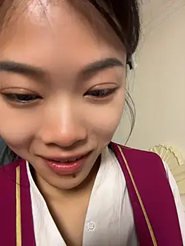 Show modela youyou-baby999 na web-kameri