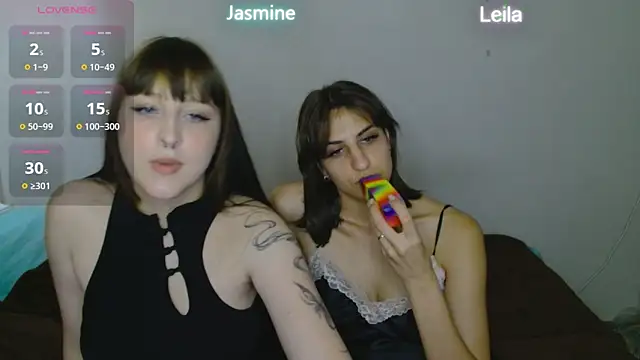 JasmineAdamss' Webcam Show
