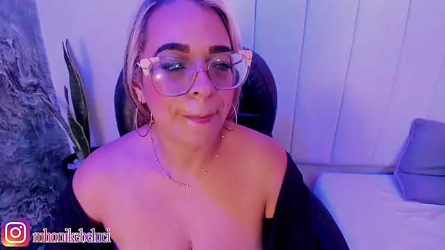 MHONIKBELUCCI Chat XXX live